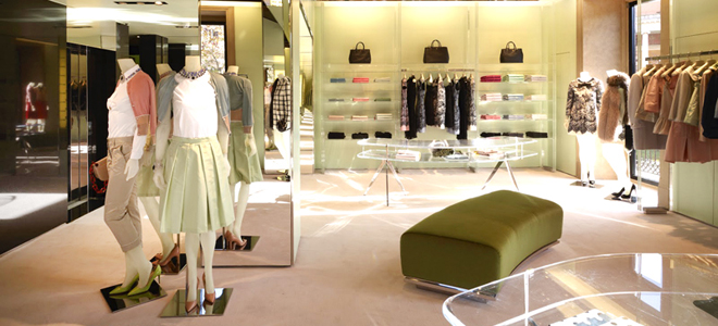 <blockquote>PRADA GROUP - Prada Store Palermo</blockquote>